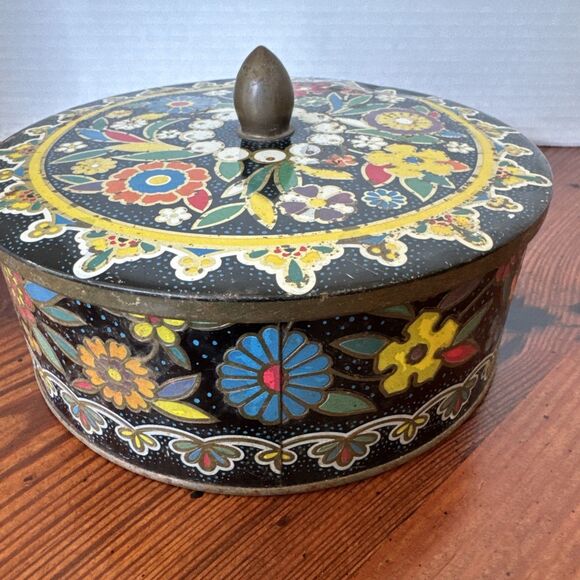 Vintage 1975 Daher Black Floral Series Embossed Biscuit Tin Made in England - Picture 6 of 13